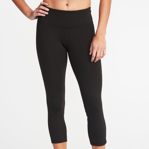 Old Navy Pants - {2 for $20} Old Navy Active Crops - Size L, NWT